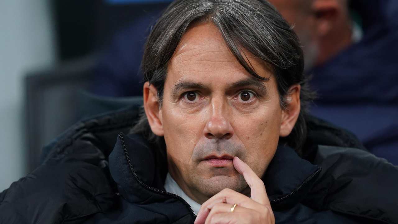 Inzaghi ragiona in panchina Inter