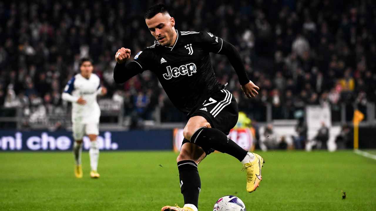 Kostic in campo Juventus