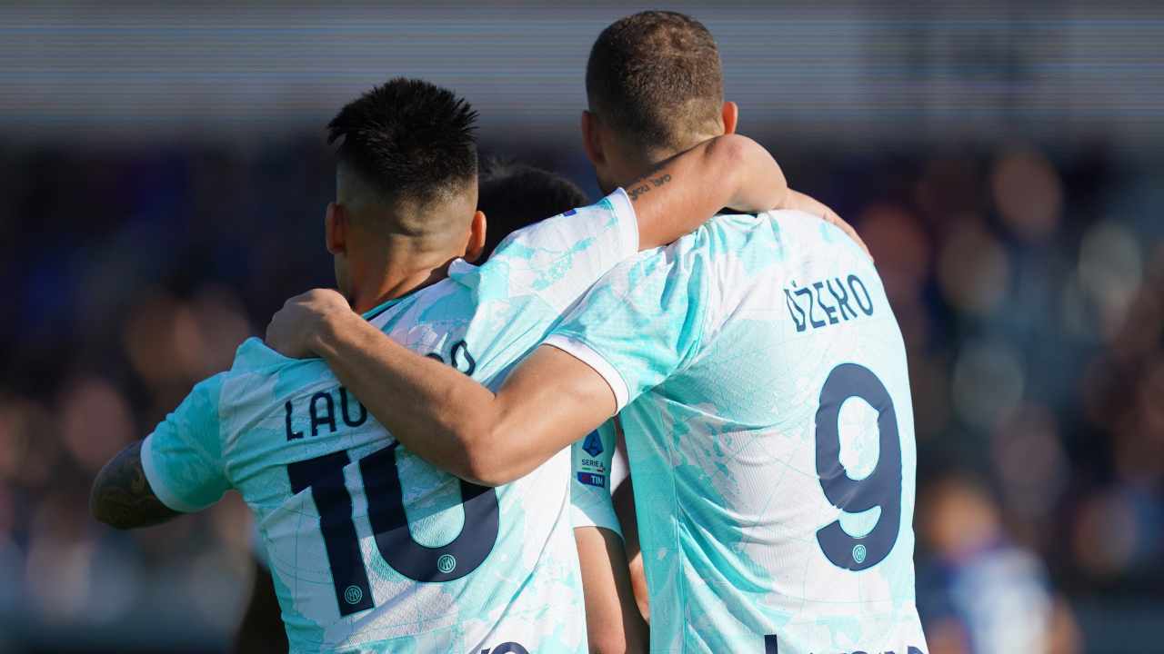 Lautaro e Dzeko si abbracciano Inter 