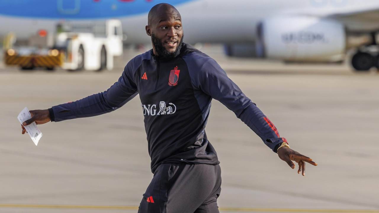 Lukaku cammina e sorride Belgio