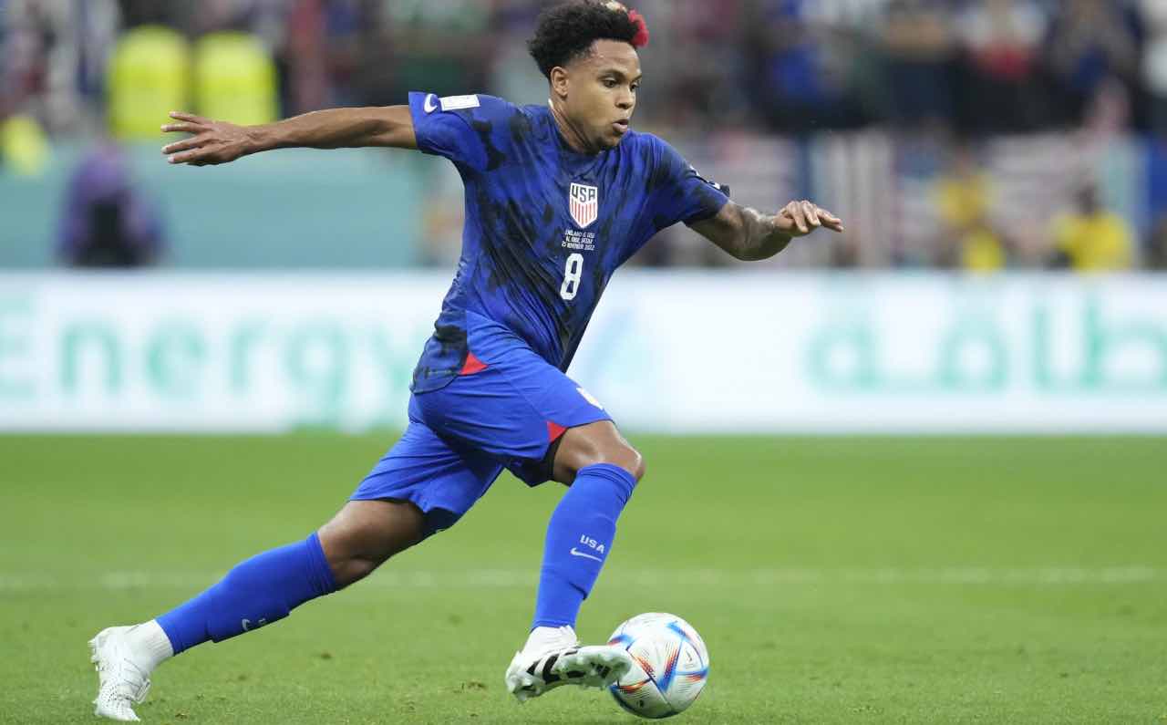 McKennie in campo con gli Stati Uniti