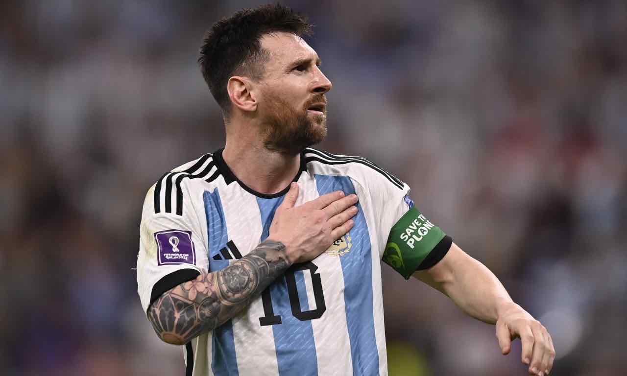 Messi festeggia la rete al Messico