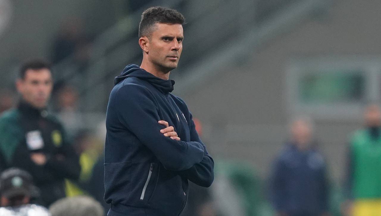 Thiago Motta pensieroso 