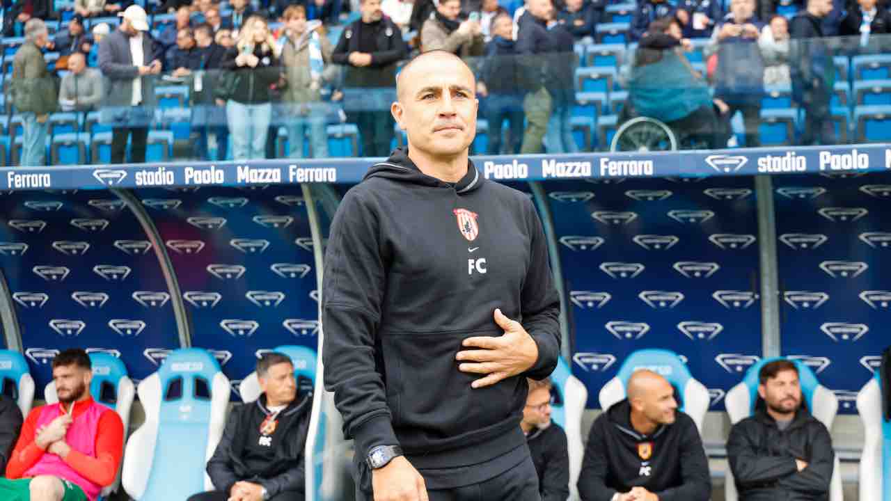 Fabio Cannavaro pensieroso