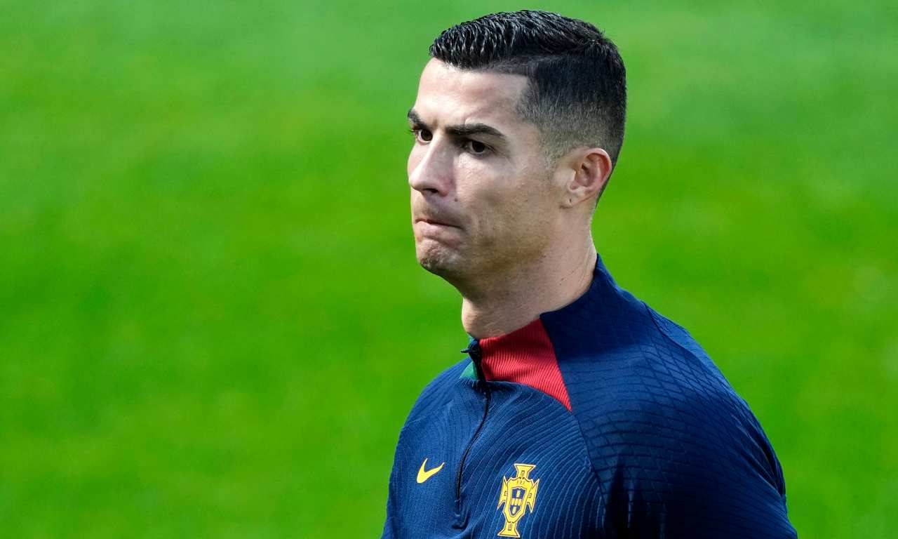 Cristiano Ronaldo pensieroso