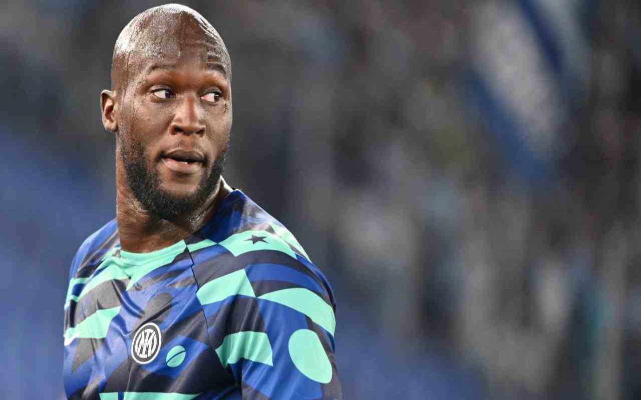 Lukaku durante il riscaldamento