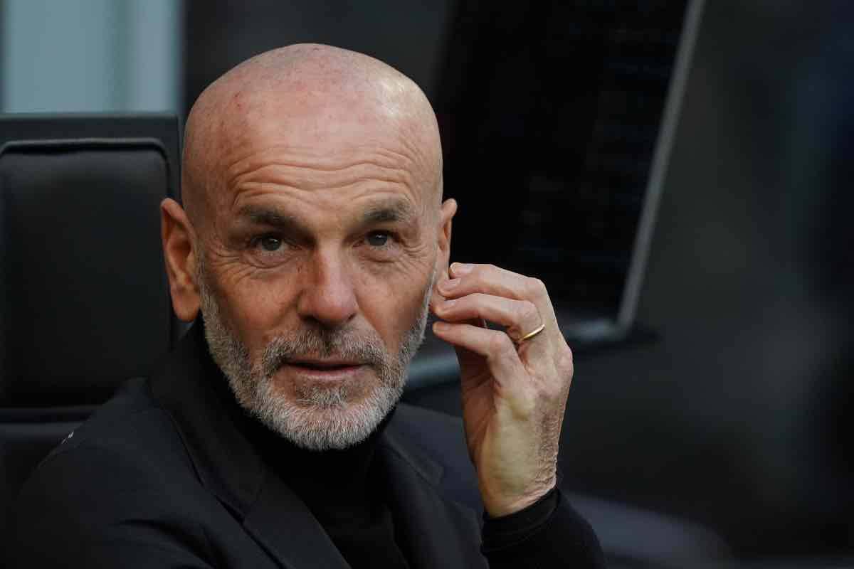 Stefano Pioli sorride