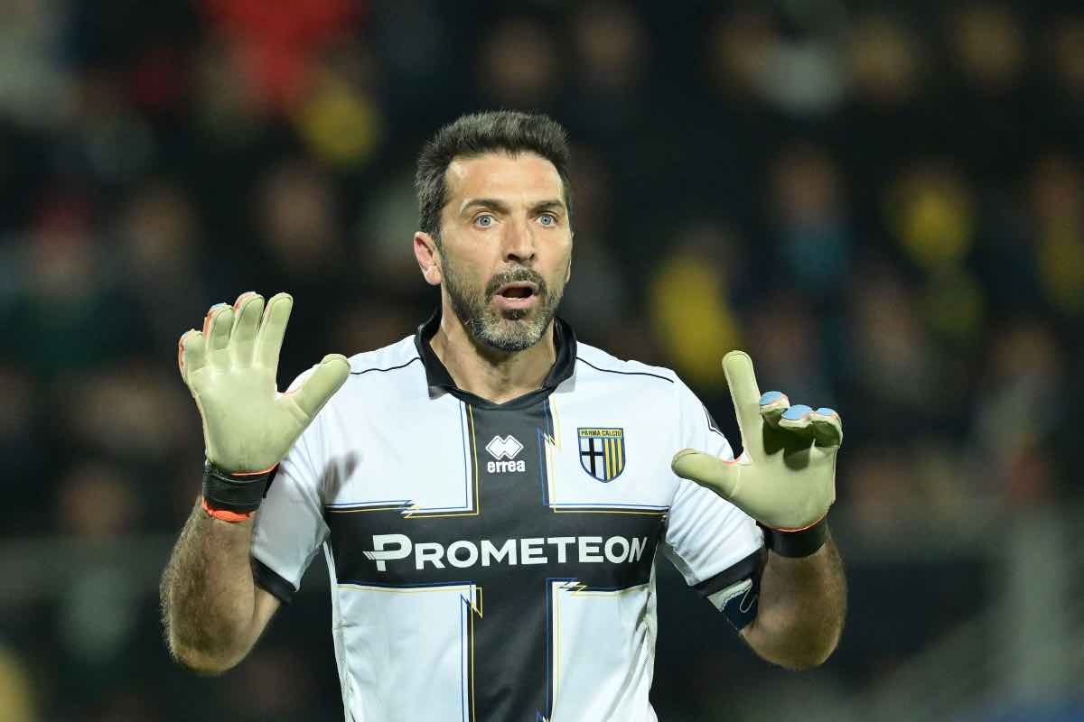 Buffon in campo col Parma