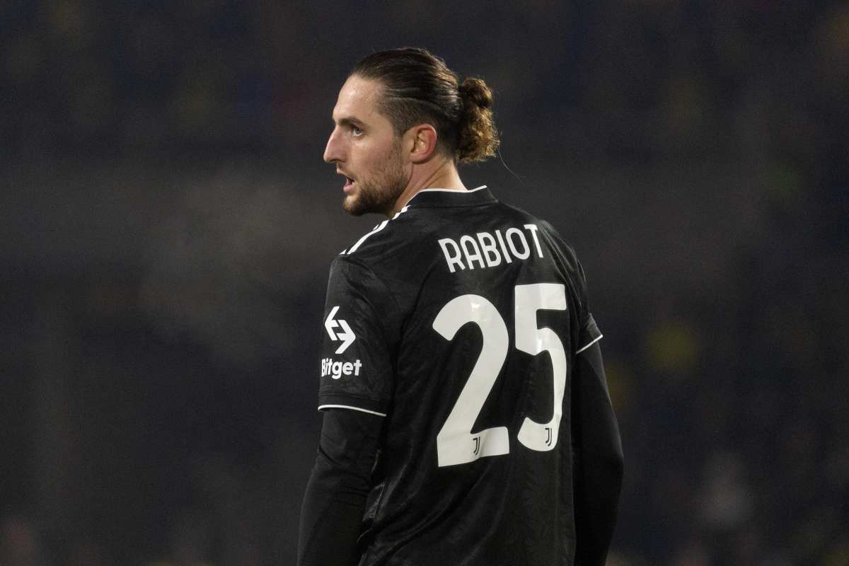 Rabiot di spalle Juventus