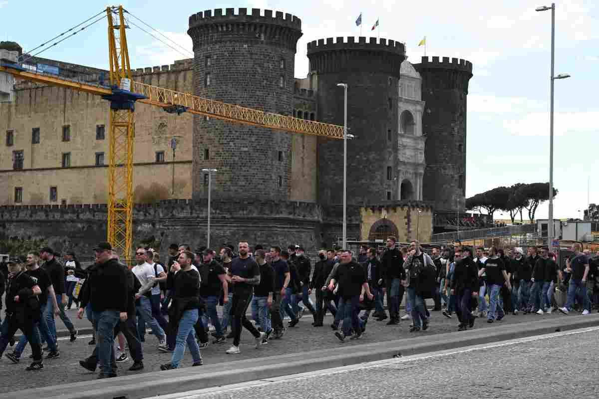 Tifosi Eintracht a Napoli 