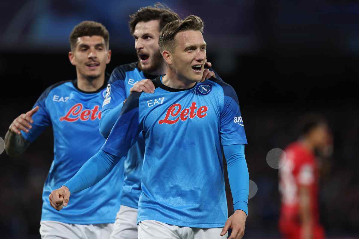 Zielinski esulta dopo il gol del 3-0_ Napoli avanti, raggiunge Milan e Inter 