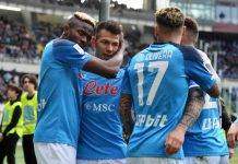 Il Napoli esulta al gol