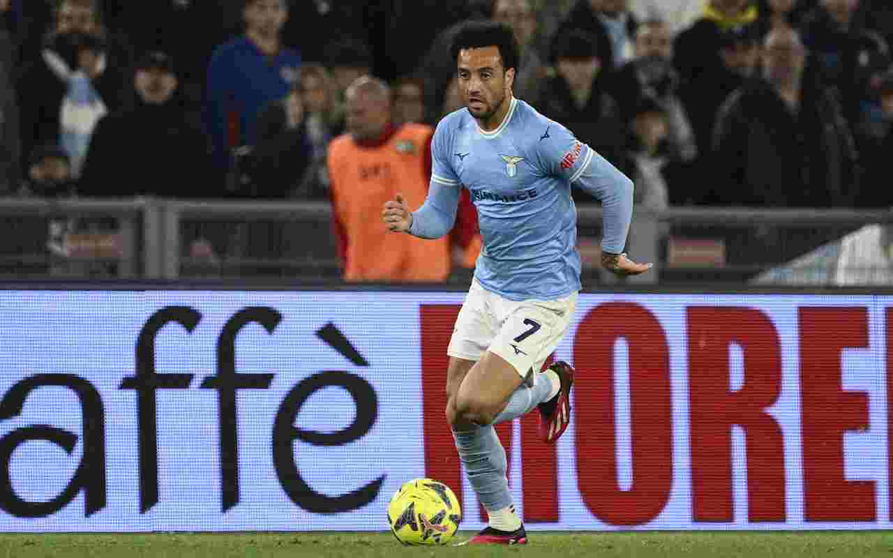 Felipe Anderson porta palla