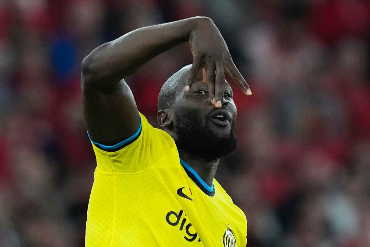 Lukaku esulta dopo il gol