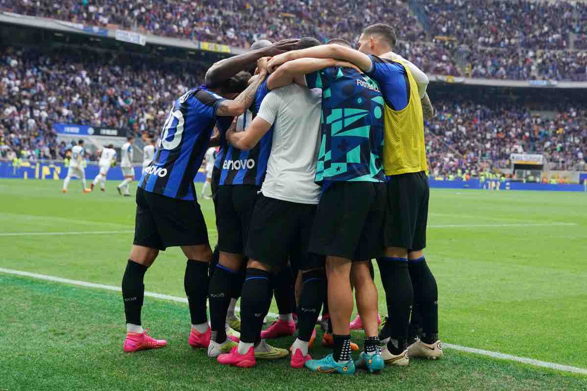 L'Inter esulta dopo il gol