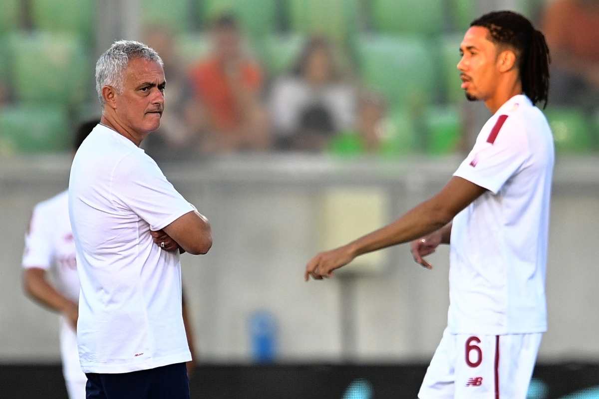 Smalling-Roma: rinnovo vicino. C'è l'indizio dell'agente