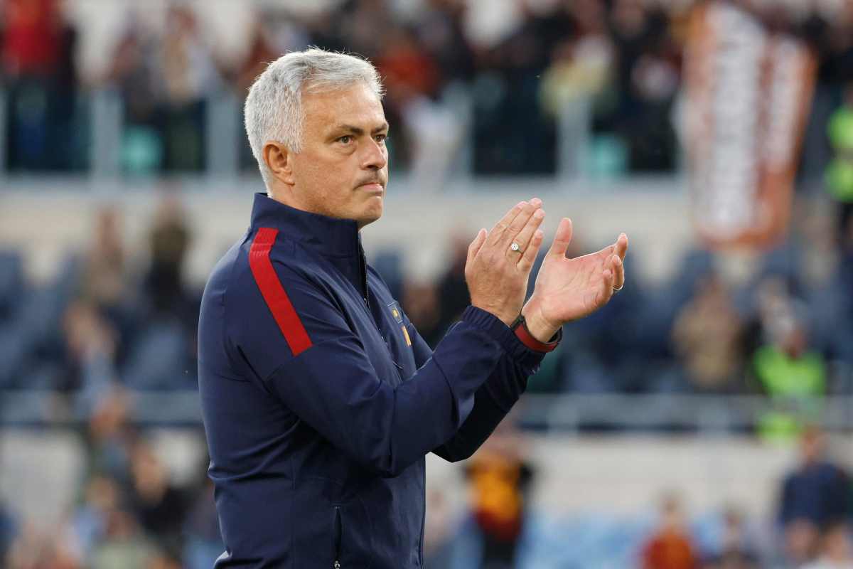 Mourinho Amrabat PSG