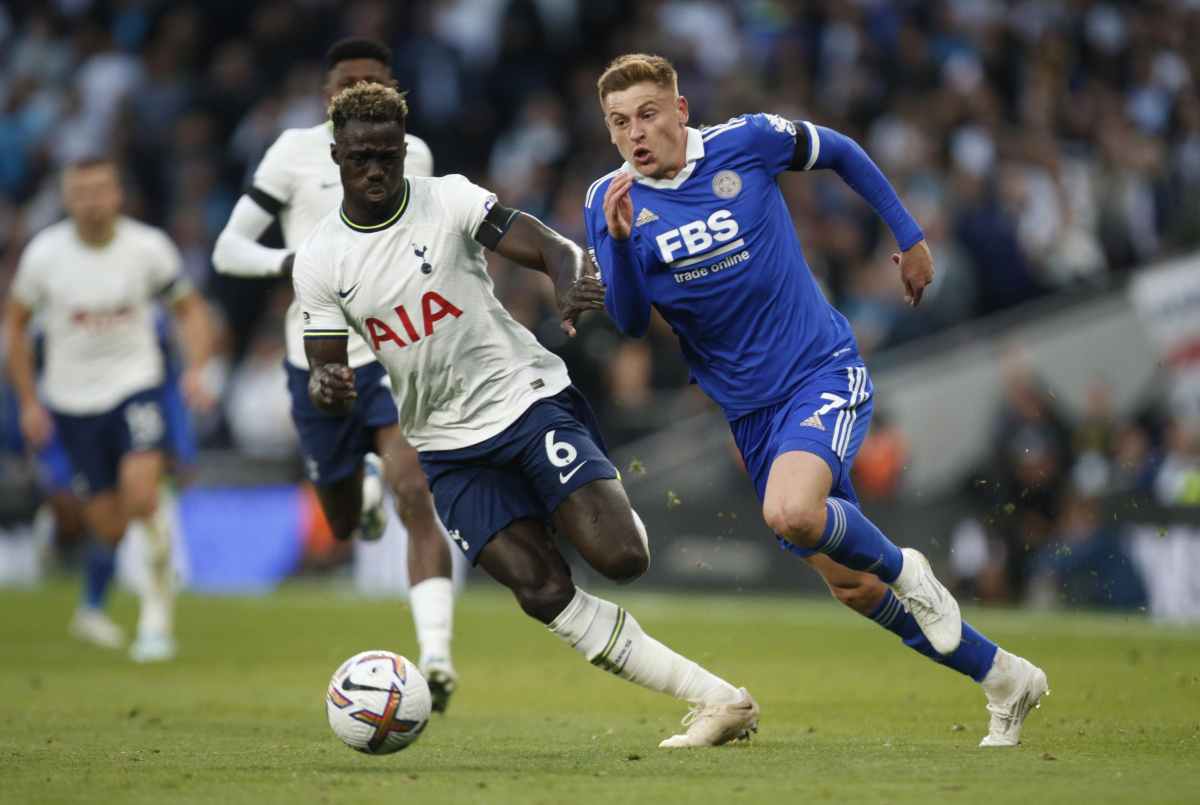  Davinson Sanchez in azione 