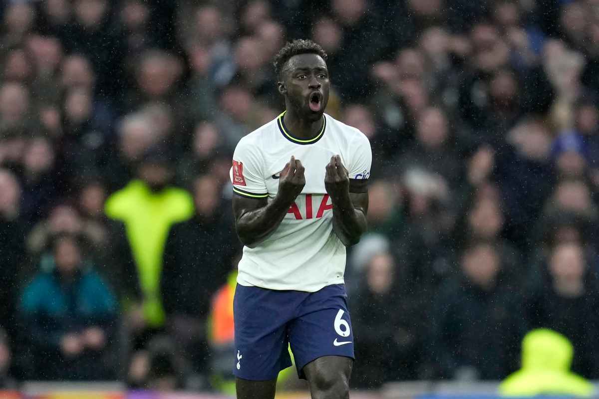  Davinson Sanchez perplesso 