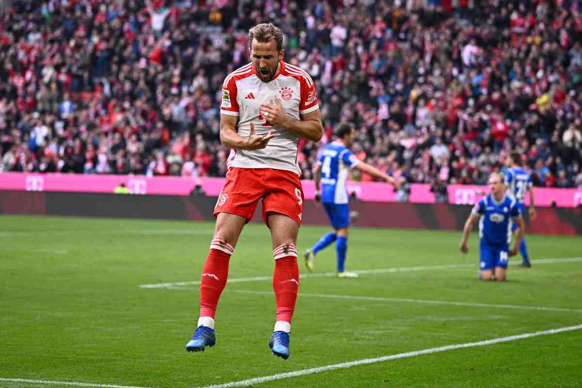 Bayern Monaco Kane gol centrocampo