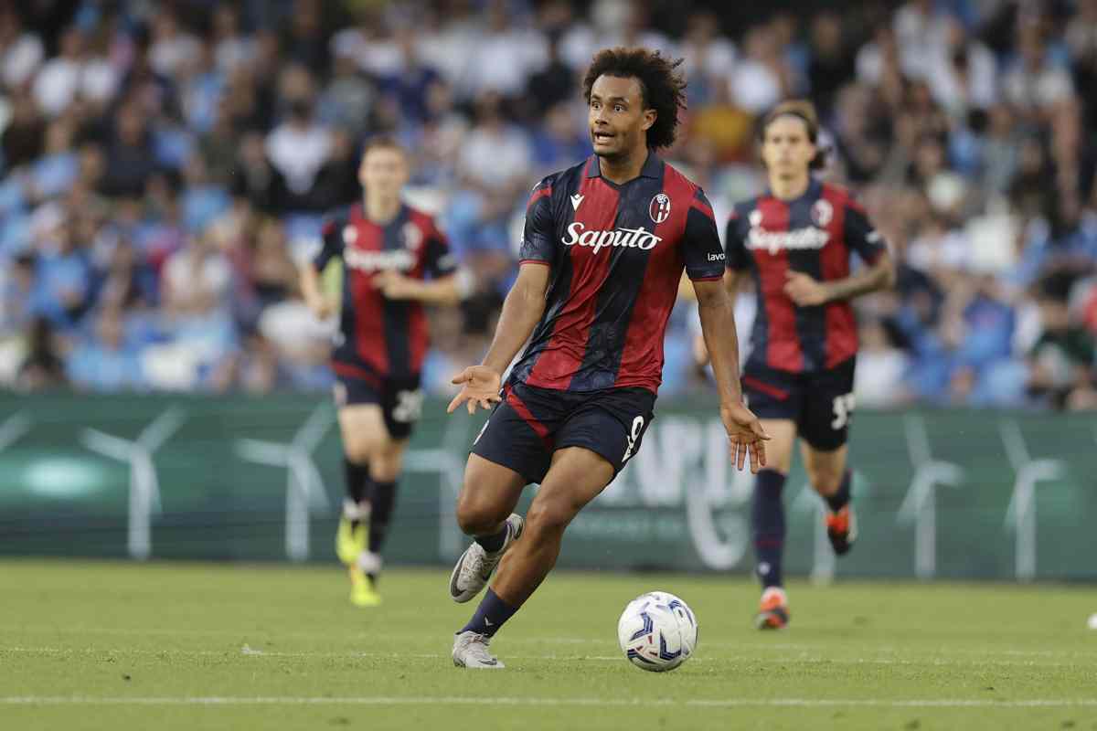 Zirkzee più vicino al Milan