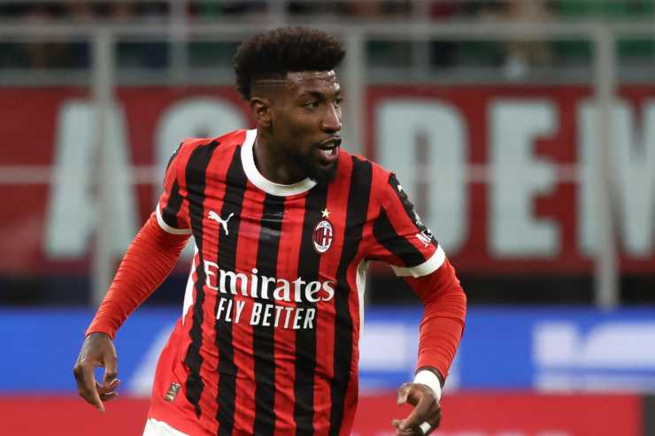 Emerson Royal, terzino del Milan, durante una partita