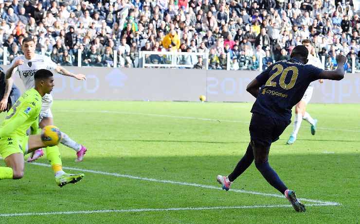 Kolo Muani segna il gol dell'1-1 contro l'Empoli