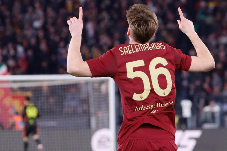 Saelemaekers esulta dopo un gol