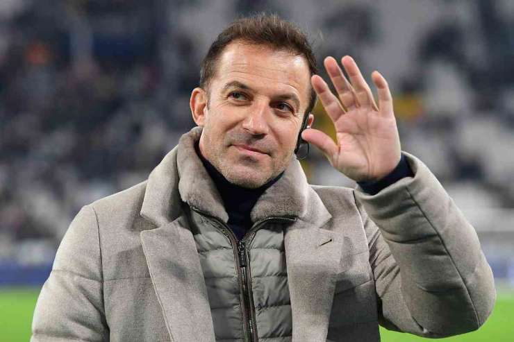 Alessandro Del Piero saluta i tifosi