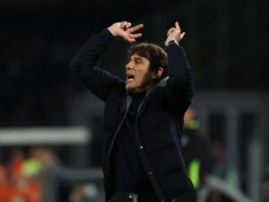 Antonio Conte visibilmente contrariato