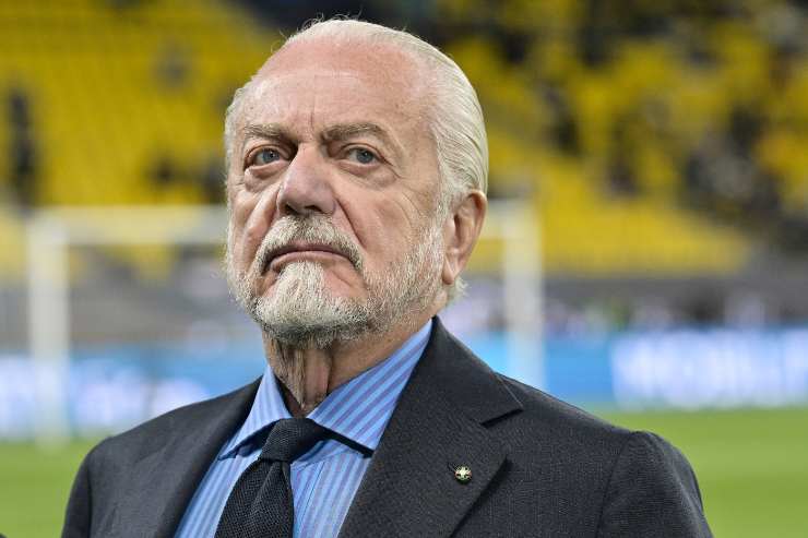 Aurelio De Laurentiis pensieroso