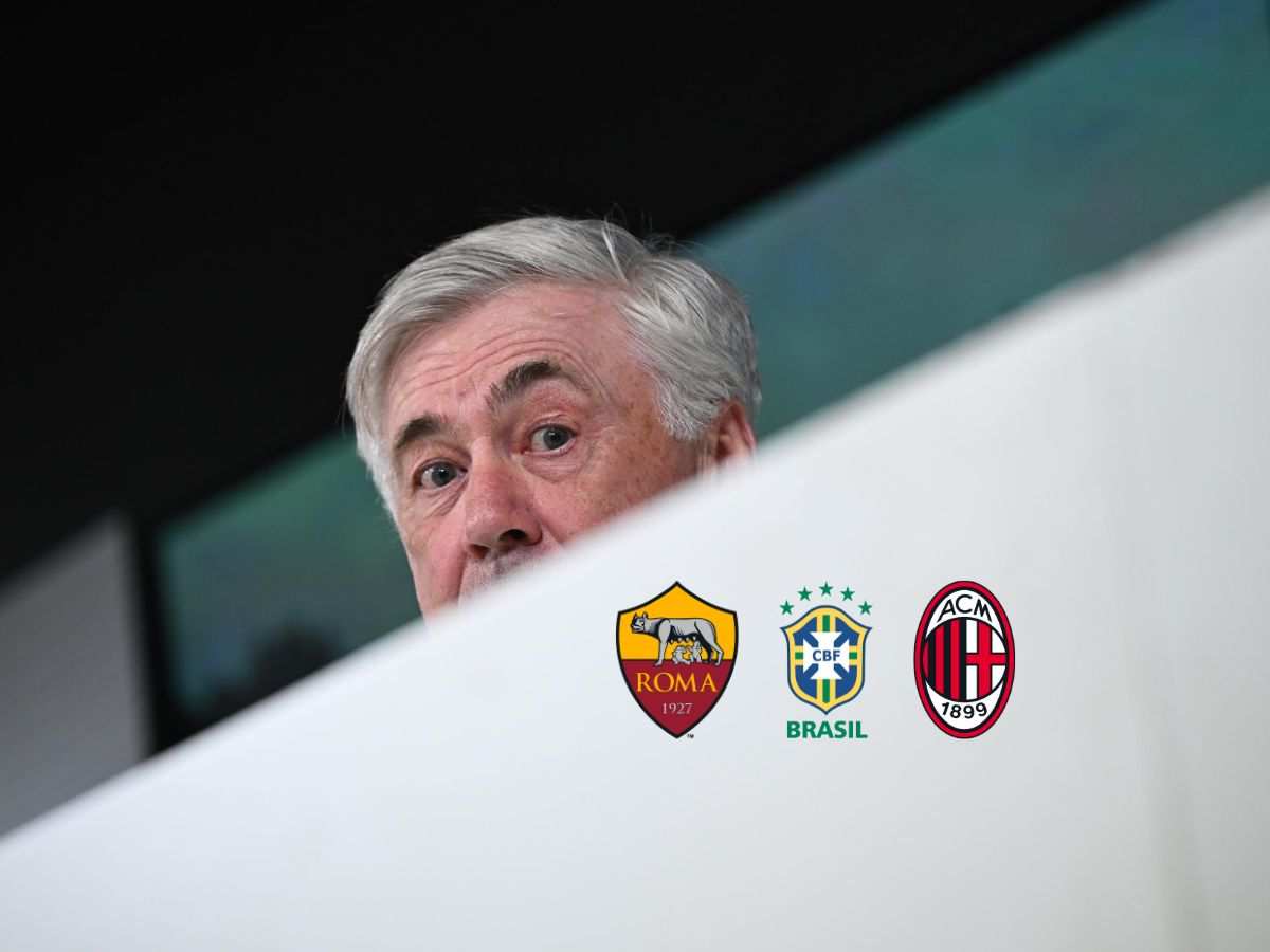 Carlo Ancelotti che sbuca da dietro la tribuna