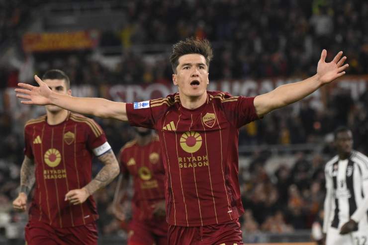 Eldor Shomurodov esulta dopo il gol alla Juve
