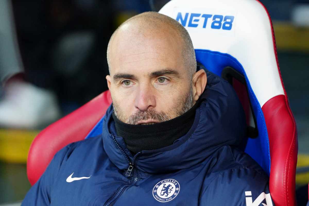 Enzo Maresca sulla panchina del Chelsea