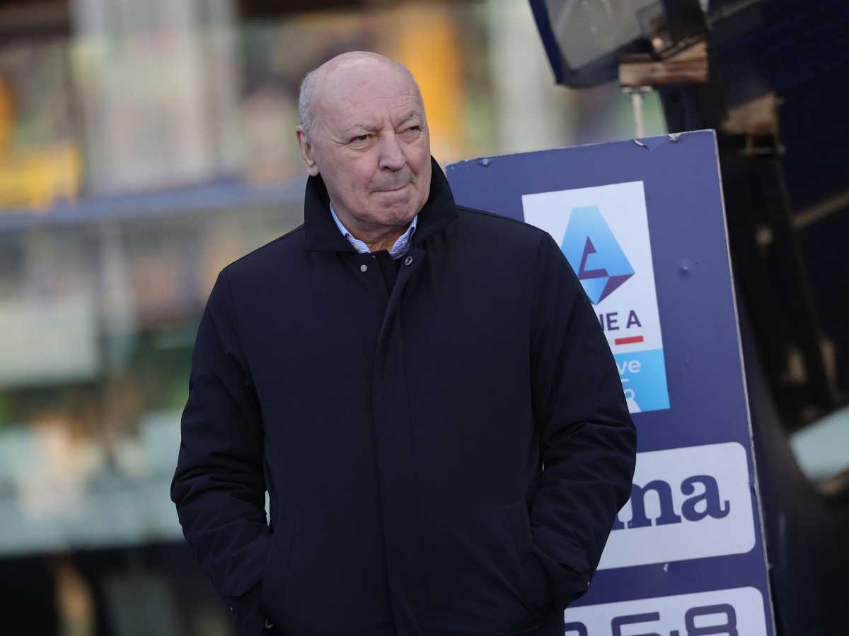 Giuseppe Marotta con lo sfondo della Lega Serie A