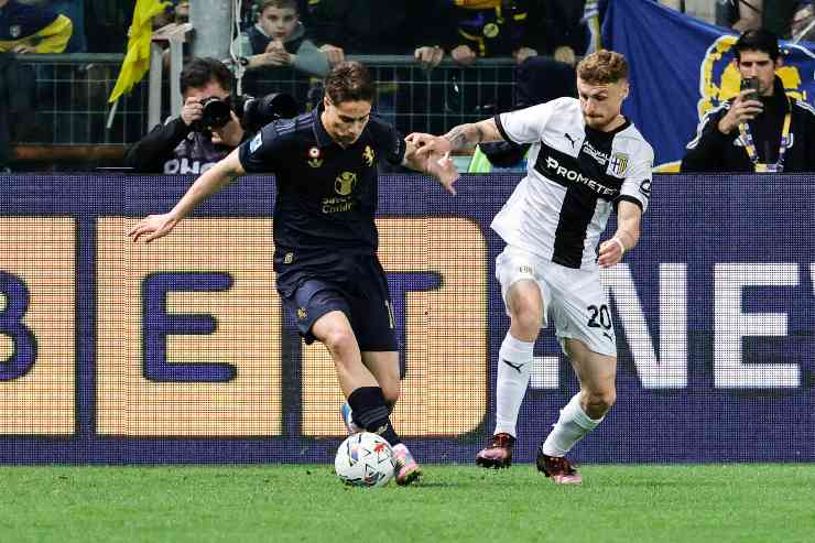 Kenan Yildiz in azione contro il Parma