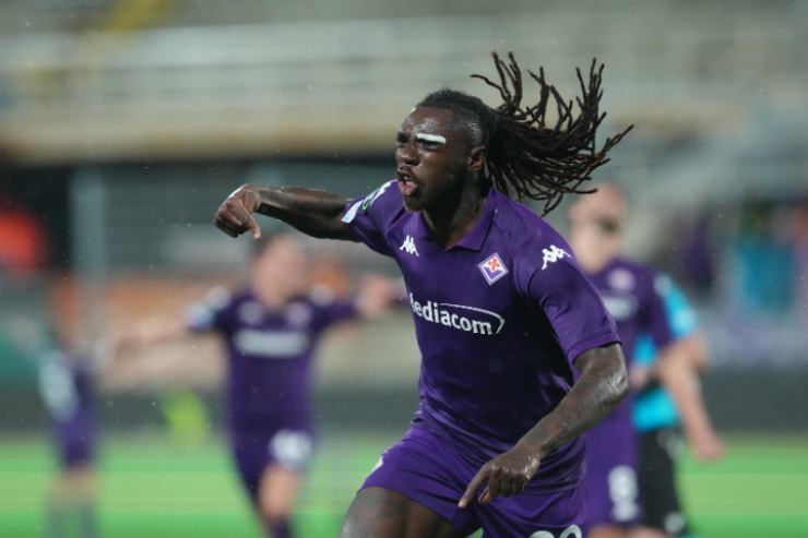 Moise Kean esulta dopo un gol