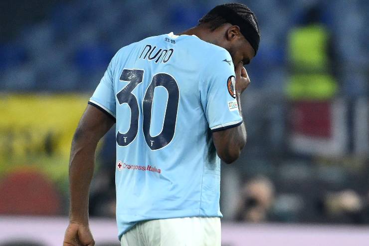 Nuno Tavares a capo chino