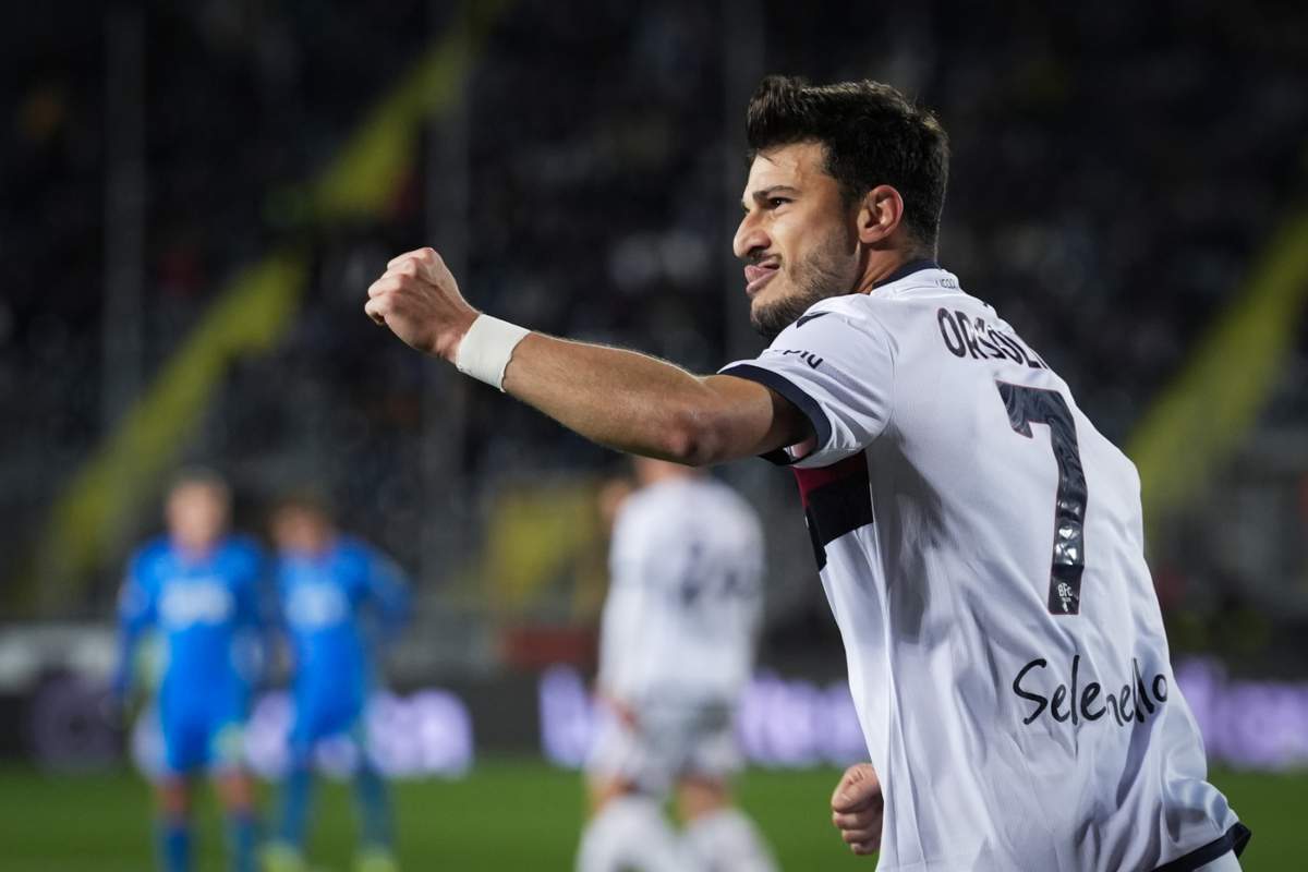 Orsolini, futuro deciso: l’incontro tra l’agente e il ds del top club Orsolini, futuro deciso: l’incontro tra l’agente e il ds del top club
