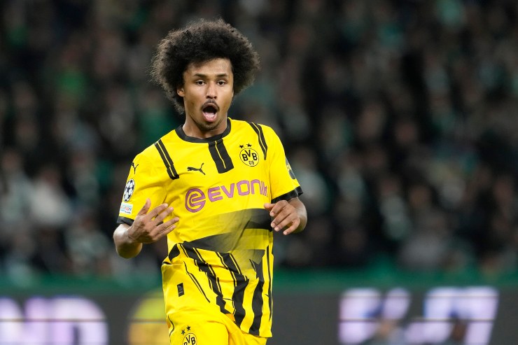 Adeyemi esulta dopo un gol segnato