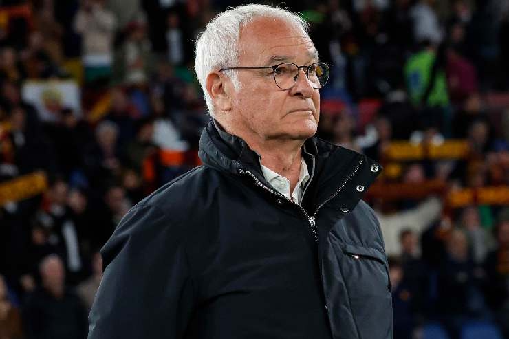 Claudio Ranieri pensieroso