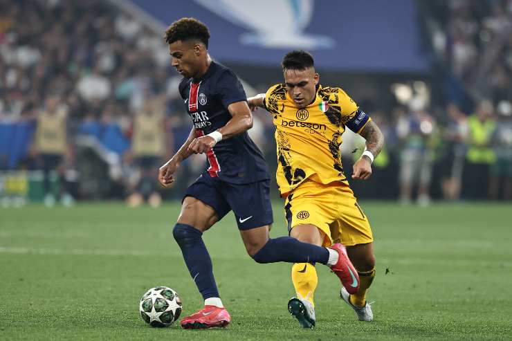 Désiré Doué in azione contro l'Inter
