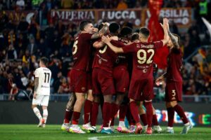 Esultanza dei tifosi della Roma