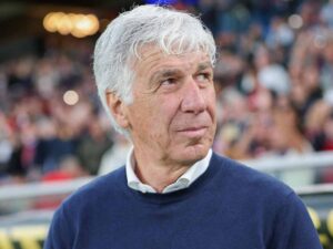 Gian Piero Gasperini con uno sguardo intenso
