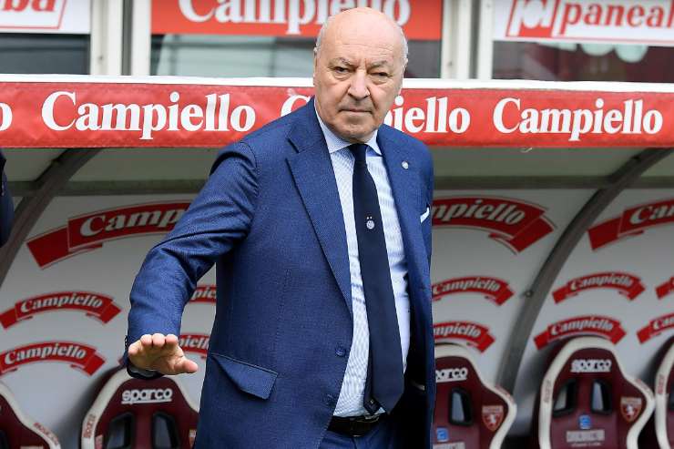 Giuseppe Marotta serio e pensieroso