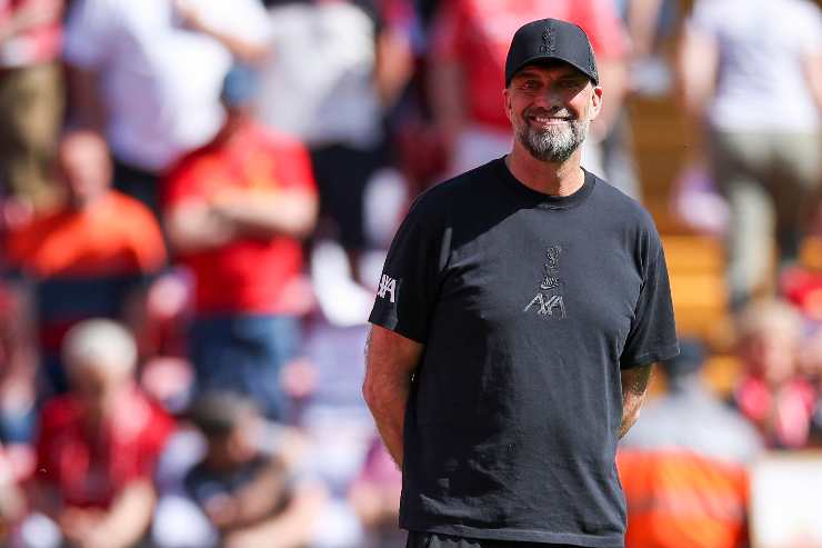 Jurgen Klopp sorride