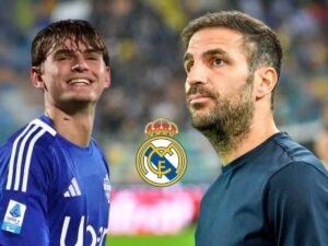 Nico Paz e Cesc Fabregas del Como