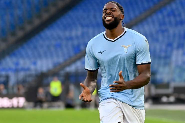 Nuno Tavares si dispera in campo