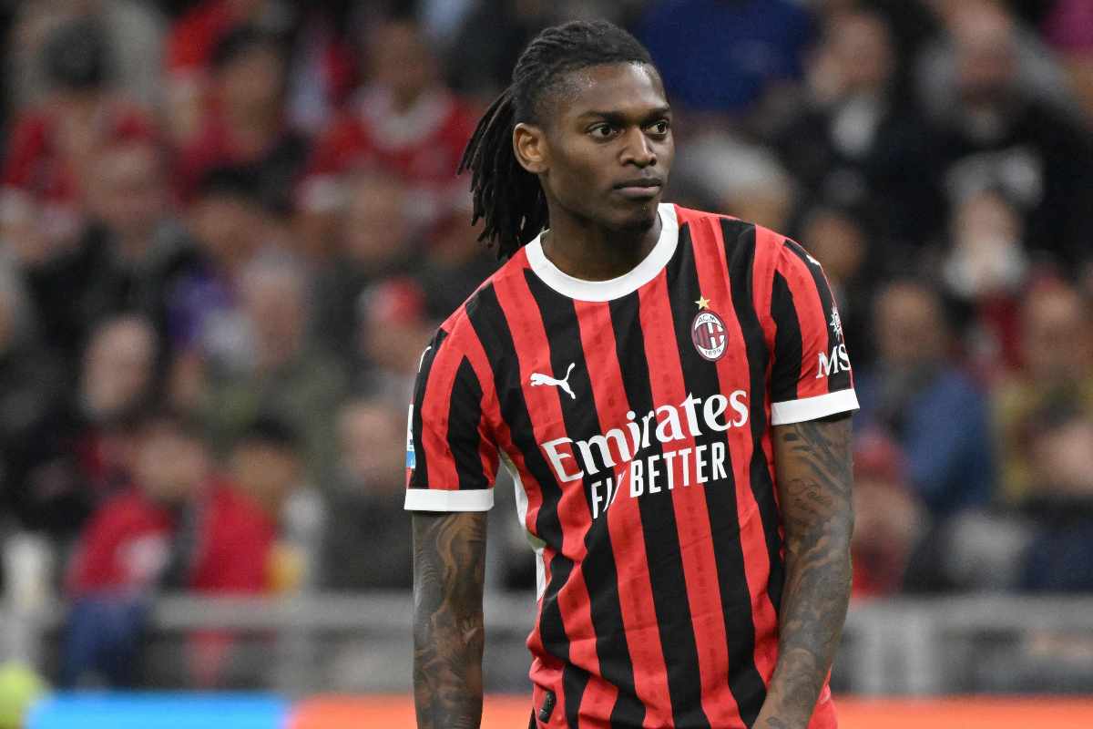 Rafael Leão, ora il Milan trema davvero: una big europea lo vuole a tutti i costi Rafael Leão, ora il Milan trema davvero: una big europea lo vuole a tutti i costi