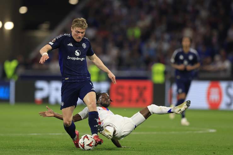 Rasmus Hojlund in azione in Europa League